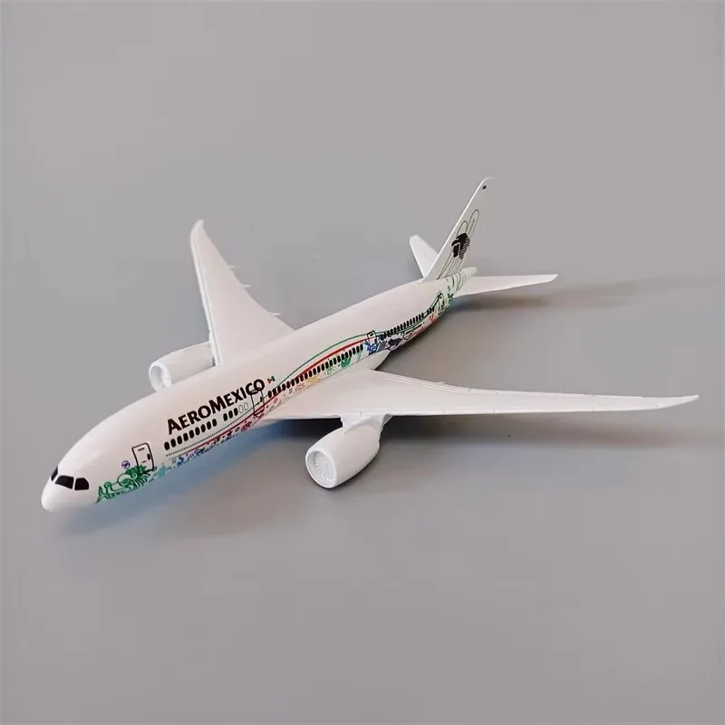 16cm Alloy Metal Mexican Air Aeromeixco B787 Airlines Airplane Model Boeing 787 Airways Plane Model 1/400 Scale Diecast Aircraft