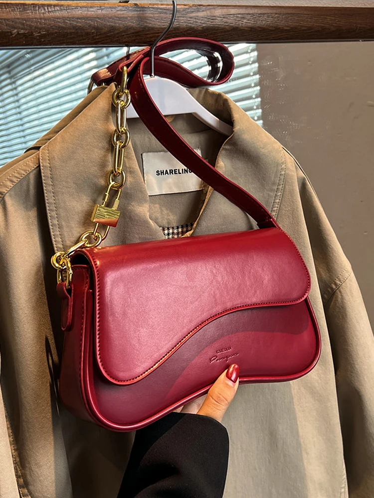 Red Single Shoulder Underarm Bag High Quality Irregular Flip Small Square Bag For Women\'s 2024 New Fashion Crossbody Bag