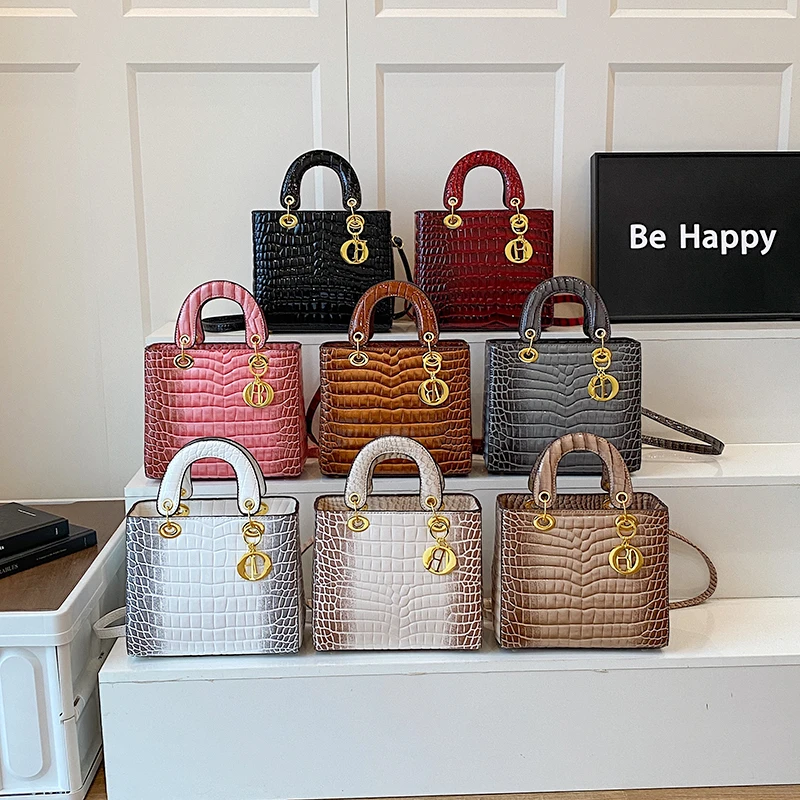 

Classic Elegant Tote Bags Ladies Leather Shoulder Bag Handcrafted By Renowned Designer Premium Quality