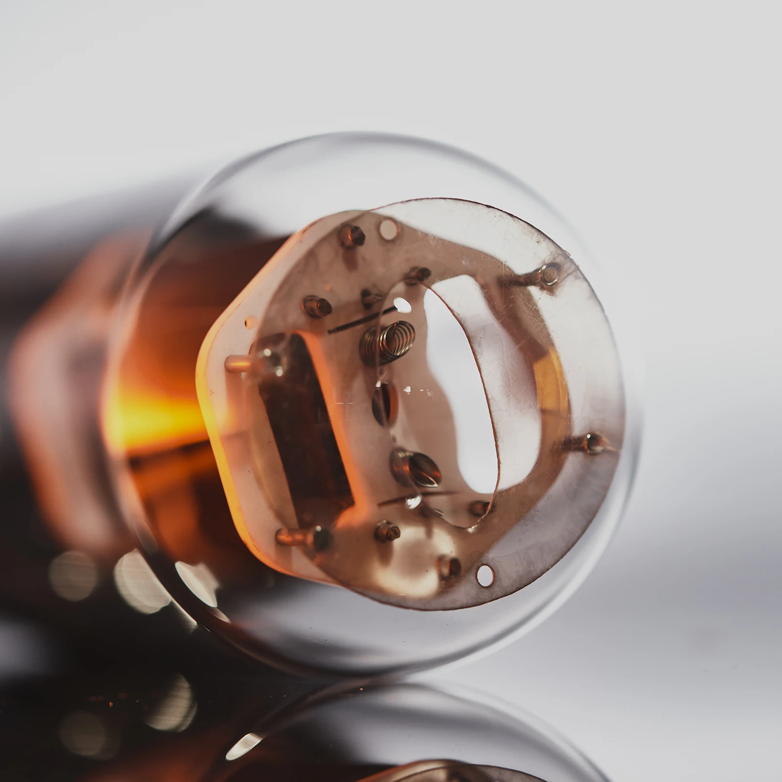 (عبوتان) PSVANE Acme 211 مضخم صوت أنابيب متطابقة مع أنبوب مفرغ