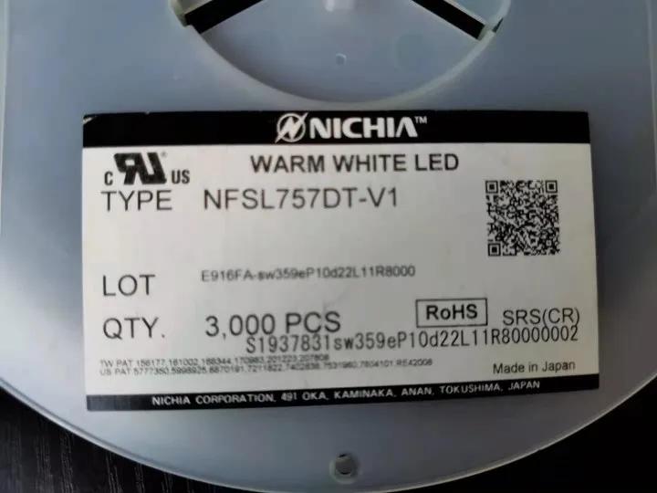 

50 шт./NFSL757DT-V1 0,5 Вт 3030 теплый белый свет, теплый желтый свет, цветовая температура 3500 К