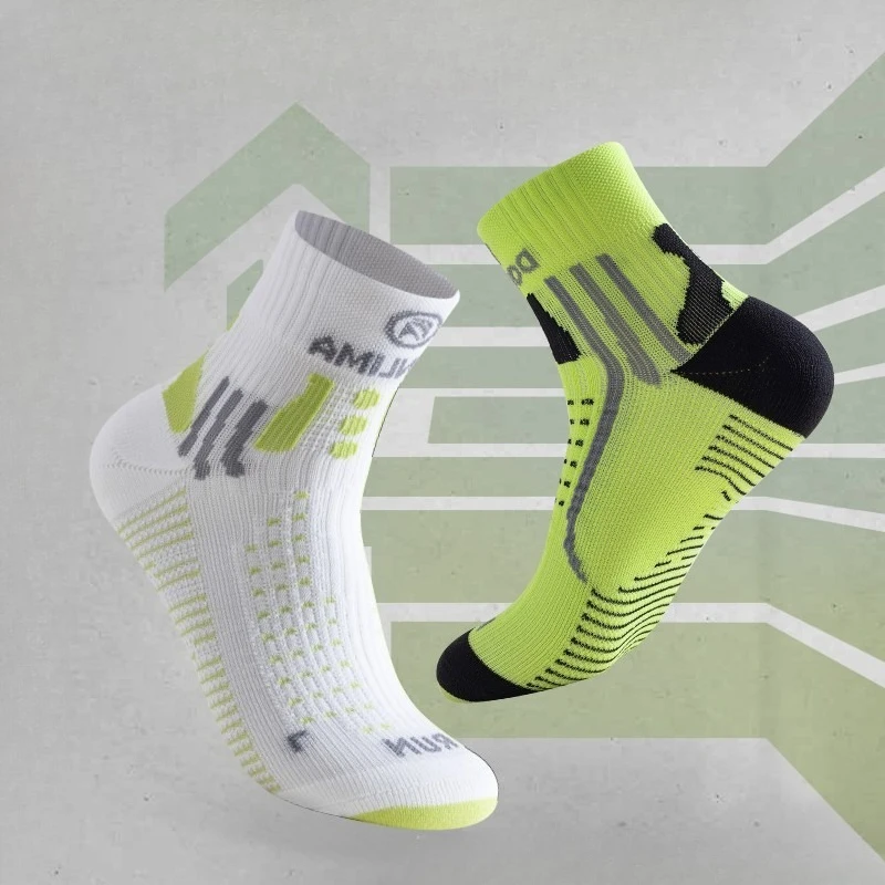 1/3 pairs Casual comfortable men's training sports socks outdoor hiking socks fashionable  versatile breathable mid tube socks