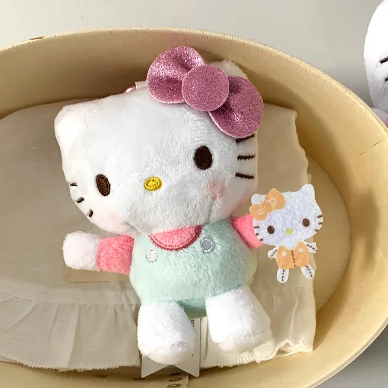 

Kawaii Hello Kitty Embracing Bear Couple Keychain Cute Kt Cat Purse Charm Cartoon Plush Keyring Bag Pendant Accessories Gift