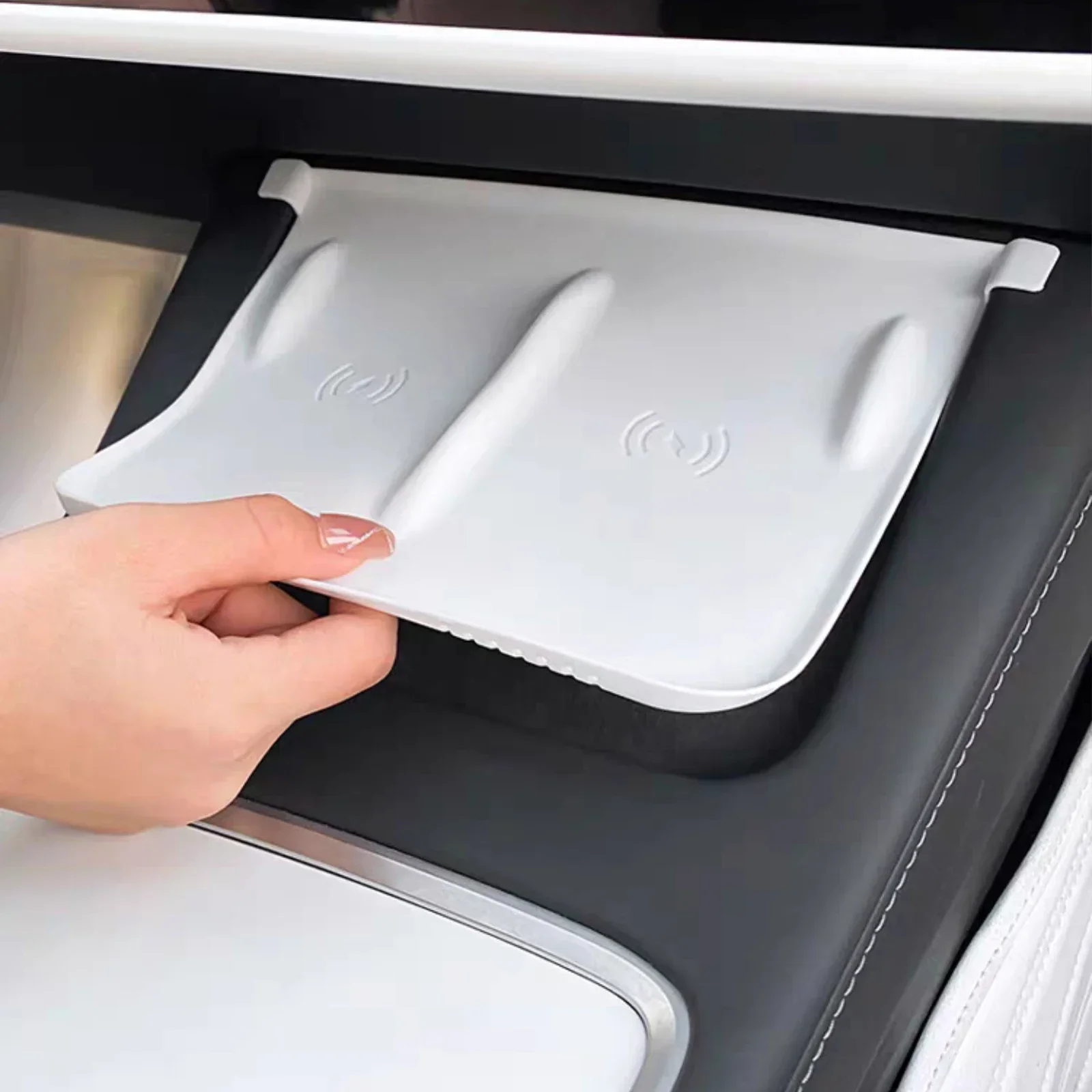 For Tesla Model 3 Model Y Center Control Console Wireless Charger Anti-Skid Silicone Cover Mat Interior Cars Accessories