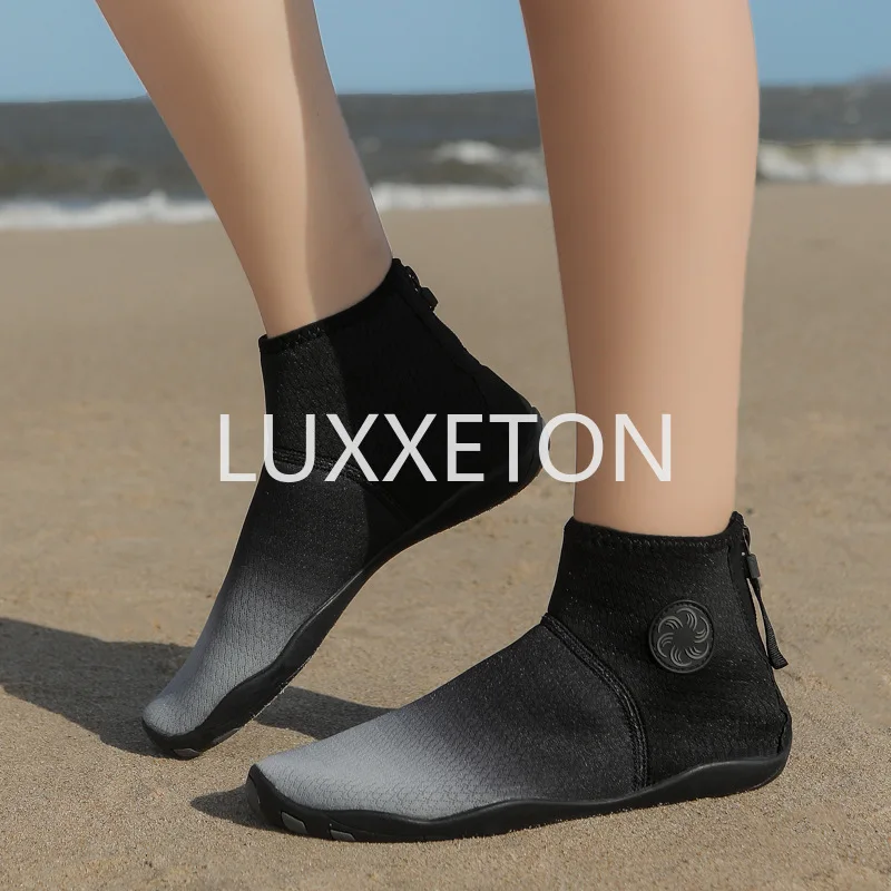 2024 New Spring/Summer Couple Breathable Outdoor Water Shoes Beach Swimming Anti slip Leisure Sports Socks Shoes Back Zipper