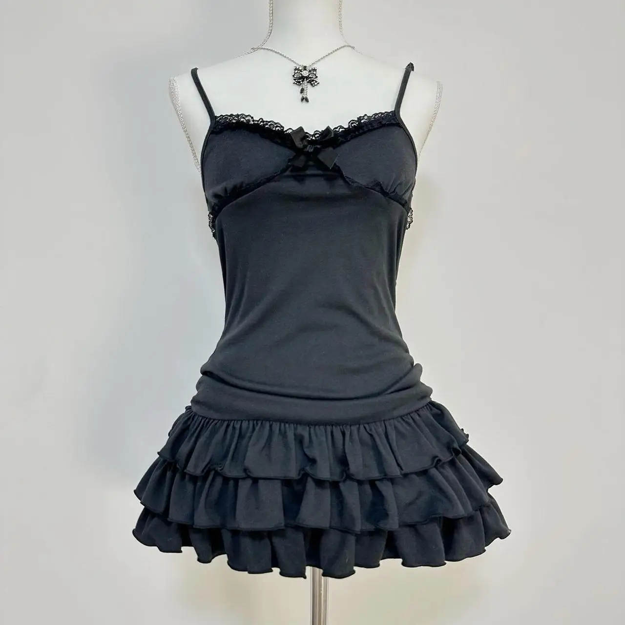 Lace Yarn Pattern Sexy Slim Pink Dress Mini Skirt Tie Rope Halter Bow Lace Decoration Sexy Slim Retro Fashion Aesthetic