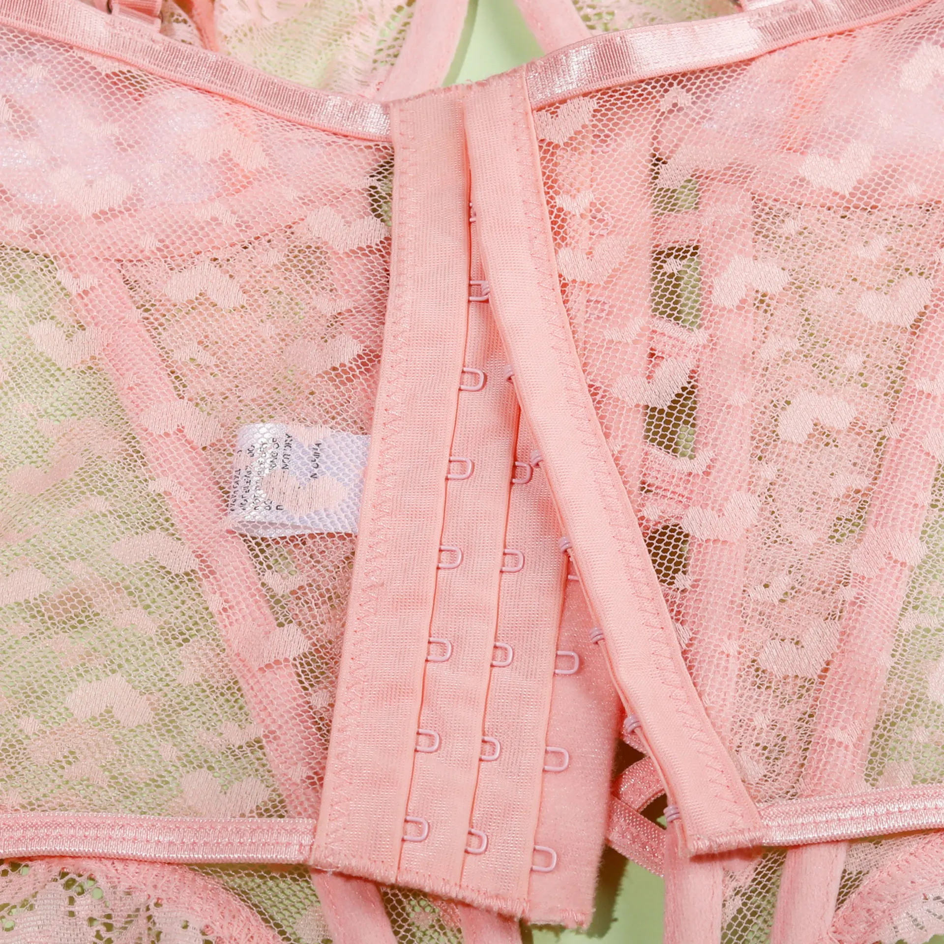 2 قطعة الوردي المثيرة Underwire مجموعة رفع البرازيلي مثير العشير السباغيتي حزام مجموعة الملابس الداخلية بودسوت/ بدلة الجسم المصنوعة من الدانتيل النساء عارية الذراعين