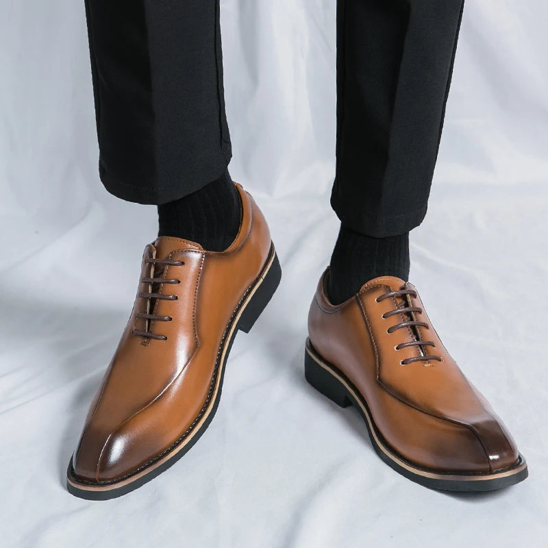 

High End Men Business Formal Tie Blok Shoes Suits Breathable Youthful Wedding Banquet Casual Fashionable Shoes Size 38-45