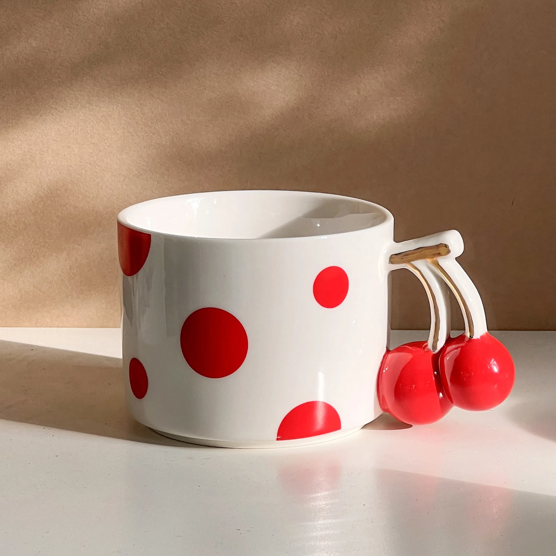 Cherry red ceramic cup ins high value classic polka dot mug light luxury water cup with gift home decoration
