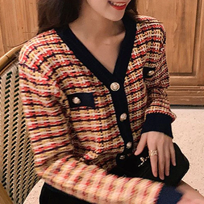 

Vintage Plaid Patchwork Chic Button Outewear Knitted Cardigan Autumn Winter Trendy V Neck Long Sleeve Sweet Sweater Coat Z639