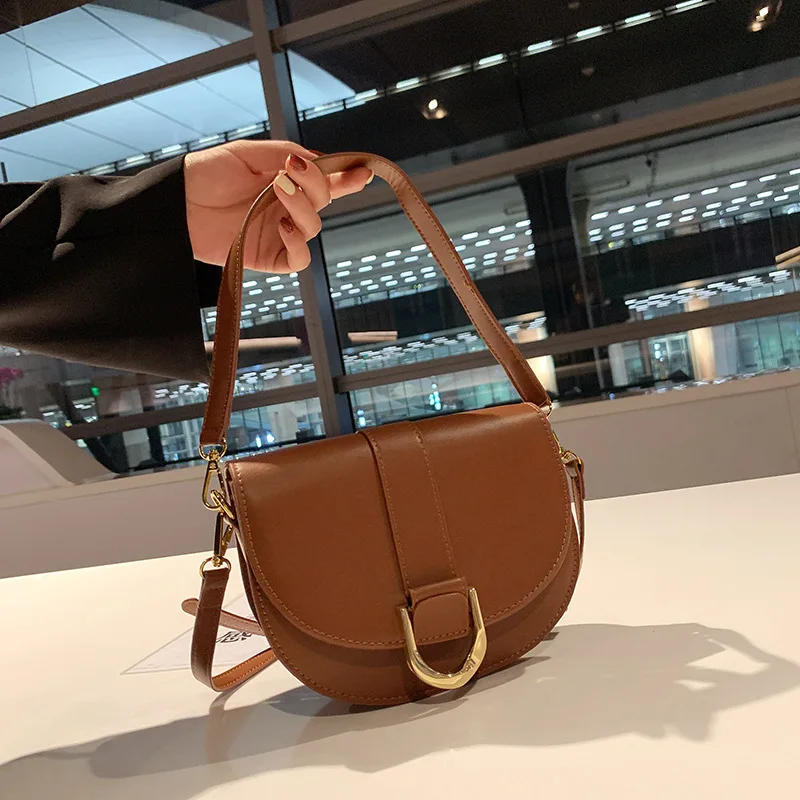 2024 New handbag luxury brand women\'s crossbody bag, retro texture single shoulder underarm saddle bag