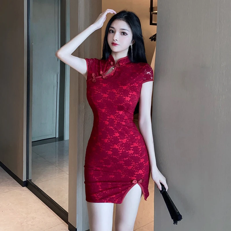 

Women Elegant Red Black Lace Qipao Dress Chinese Style Retro Slim Cheongsam Sexy Bodycon Lady Evening Dress Vintage Vestidos