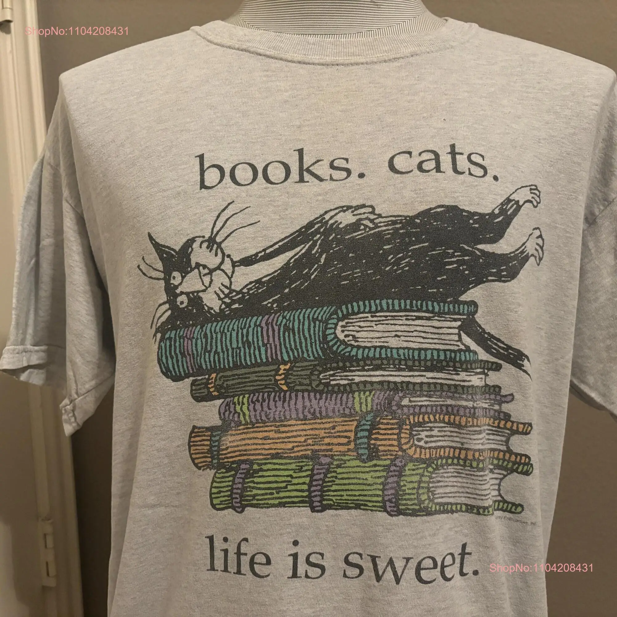 Vintage 90's Books Cats Life is Sweet Funny T shirt L long or short sleeves