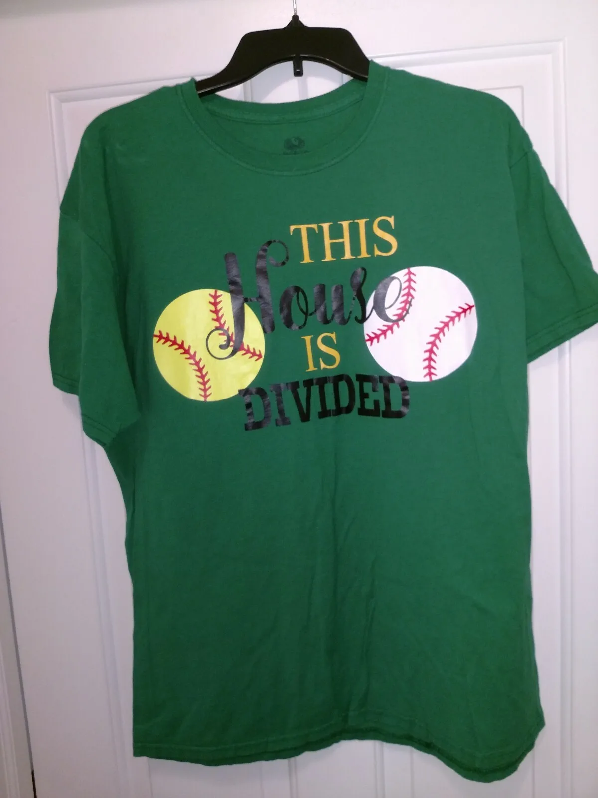 Baseball And Softball Fan Family Divided T-shirt Men's Large Green
