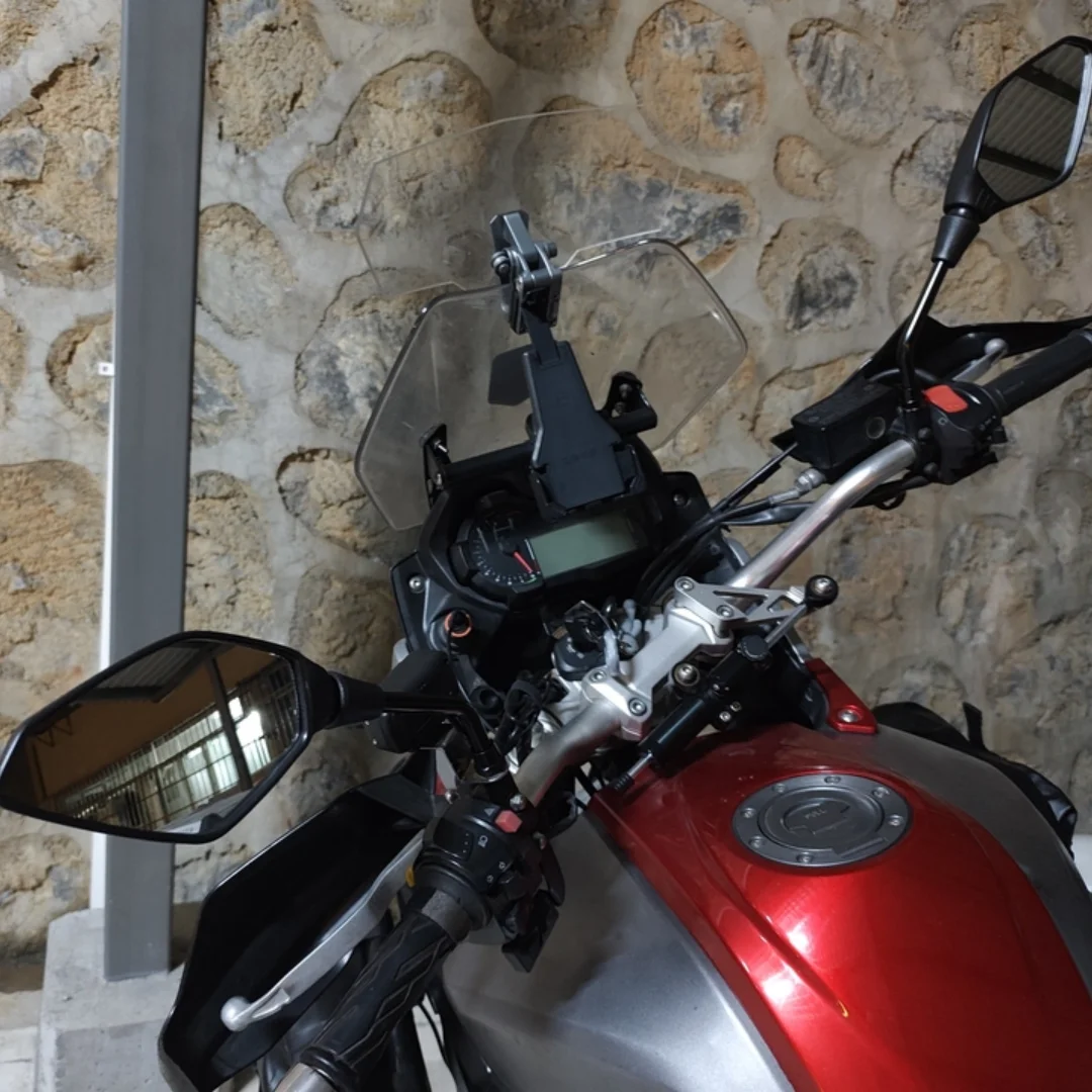 For KOVE 400X/500X/525X/800X models, after installing the original factory rearview mirror and reversing mirror accessories