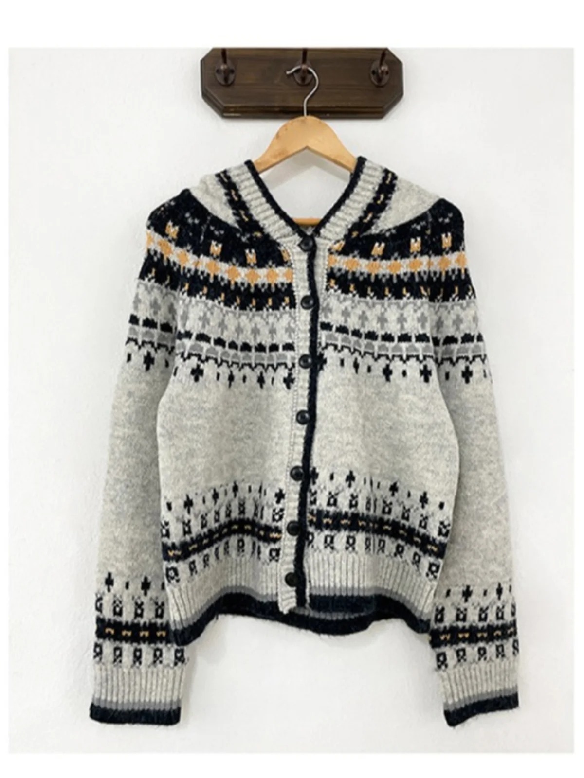 

Retro Knitted Sweater Jaet Women's Faion Winter New Small Design Pattern Versatile Lazy Cardigan Top Warmth Heating