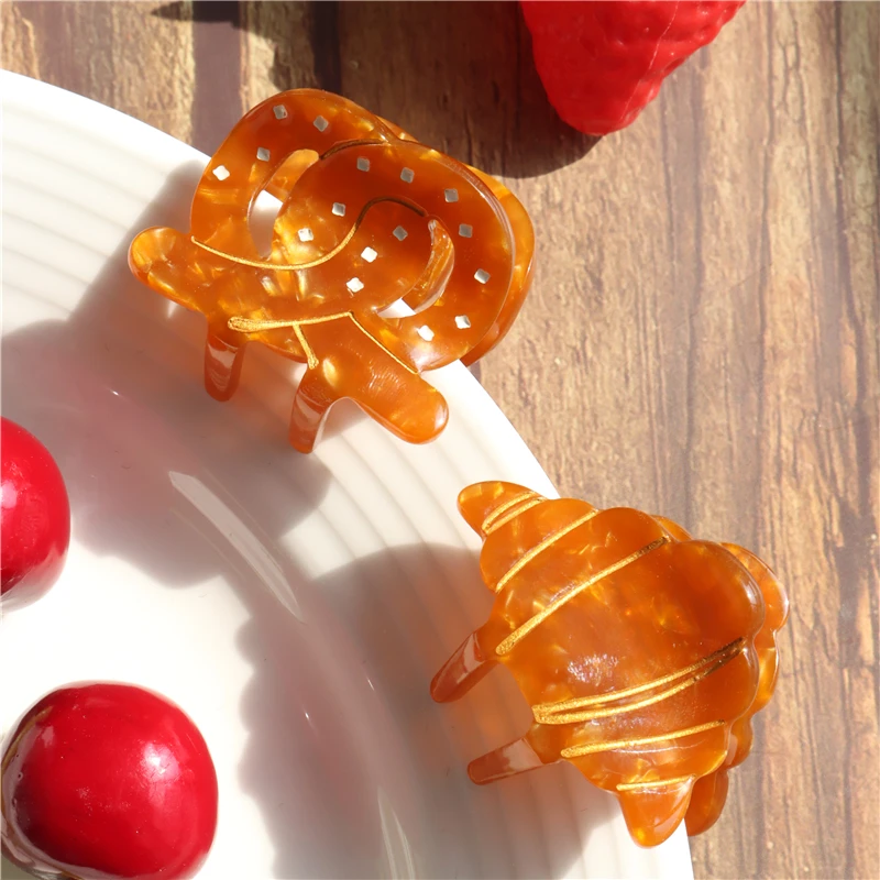 HANGZHI كرواسون صغير ريترو براون محظوظ Laugenbrezel القرش الشعر مخلب للنساء فتاة الإبداعية اكسسوارات للشعر أغطية الرأس هدايا #4