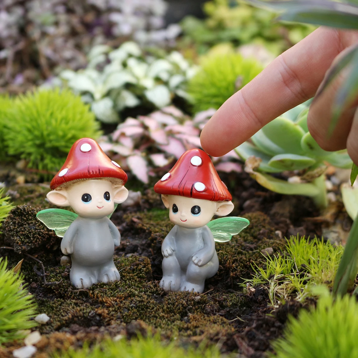 2個入り 蛍光翼キノコエルフ、庭の盆栽キノコエルフオーナメン - Bonsai Garden Ornaments のレビューと価格