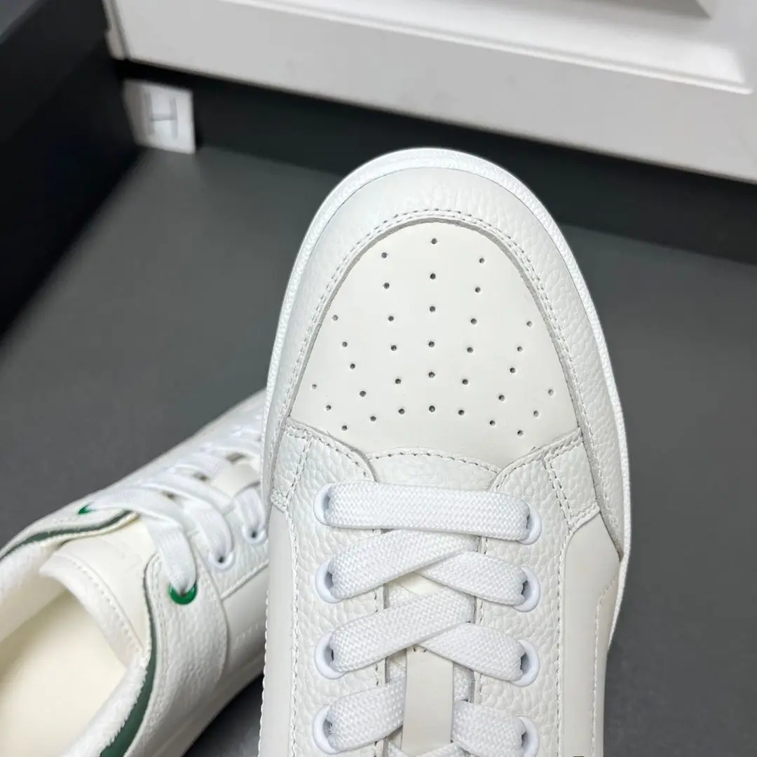 Unisex White Green Color Block Fleece Lined Low Top Sneakers Grain Leather Casual Shoes Flat Warm Autumn Winter Street Skate Footwear for Men Women