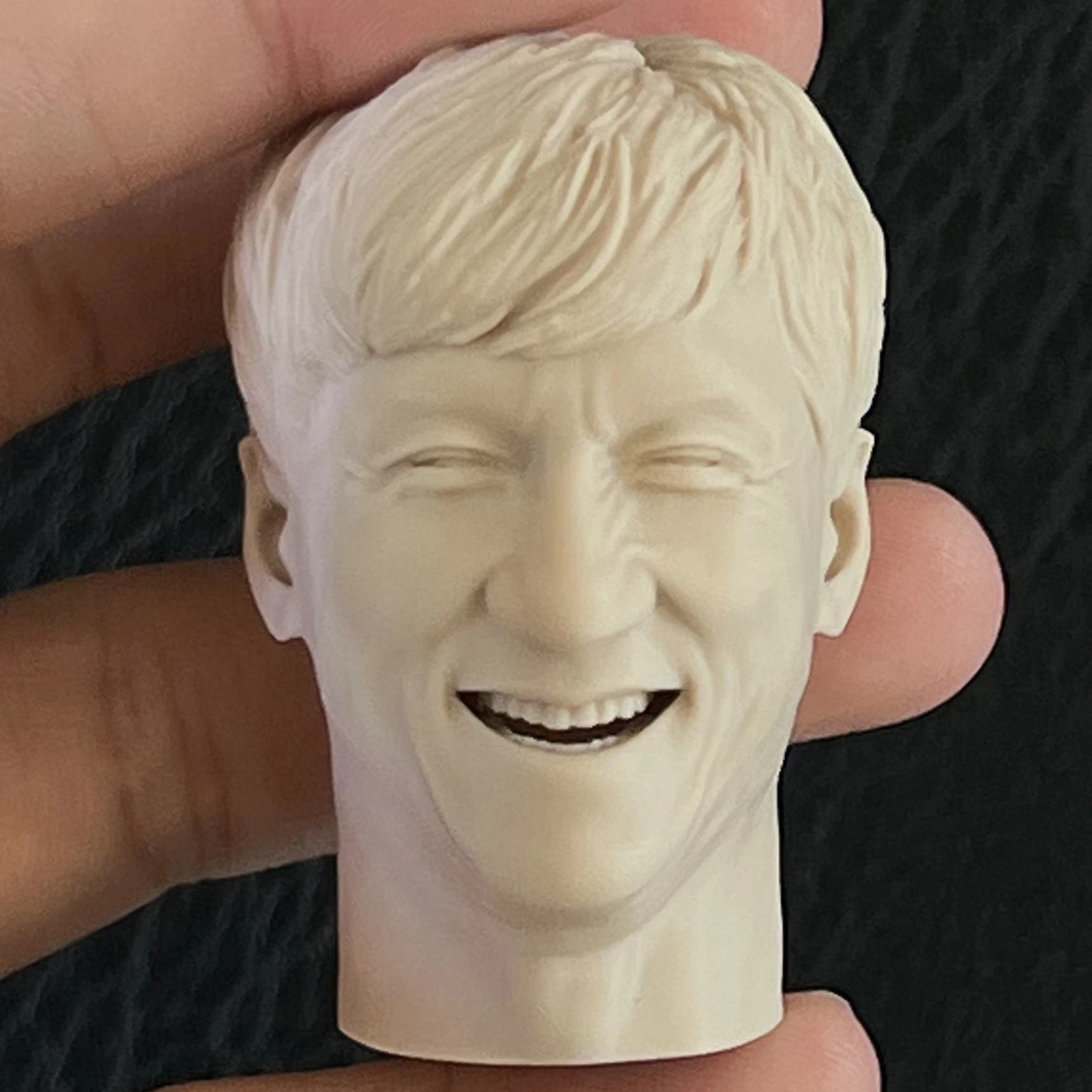 1:6 Cast Resin Figure Puzzle Kit Figure Head Jackie Chan Unpainted Sculpted Model (50mm)