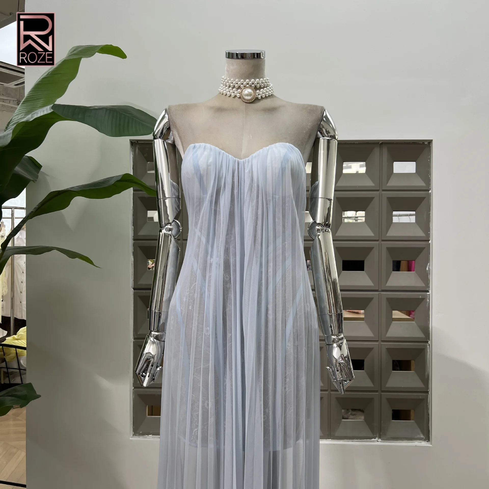 Robe longue de soirée de style français 2025 |   Robe ample plissée en dentelle transparente |   Robe de plage bustier d'été pour femme