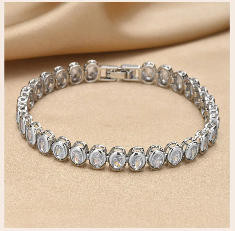 Tennis-Armband für Damen, Silberbeschichtet mit Kubischem Zirkonia, Anlaufbeständig, Wasserfest, Klobige Kette, Hip-Hop-Schmuck – Detail 4