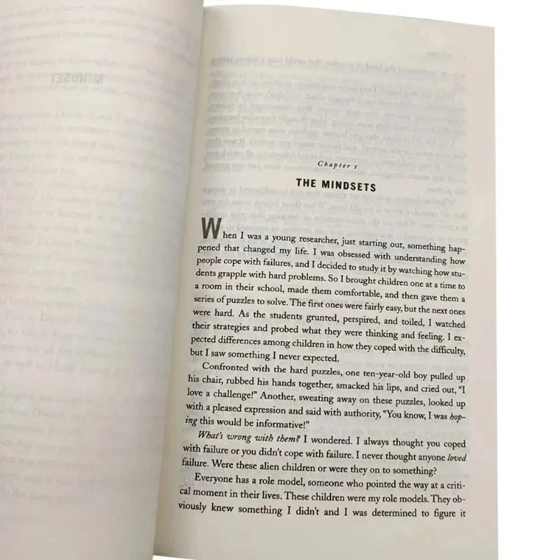 Mindset: the New Psychology of Success by Carol S. Dweck - English Book Foreign Literature Inspirational Reading Material