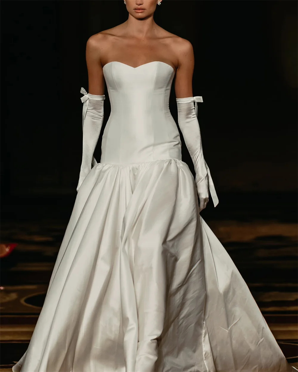 Tóquio personalizado branco querida pescoço vestidos de casamento mangas destacáveis voltar zip vestido de noiva a linha tribunal trem vestido de casamento