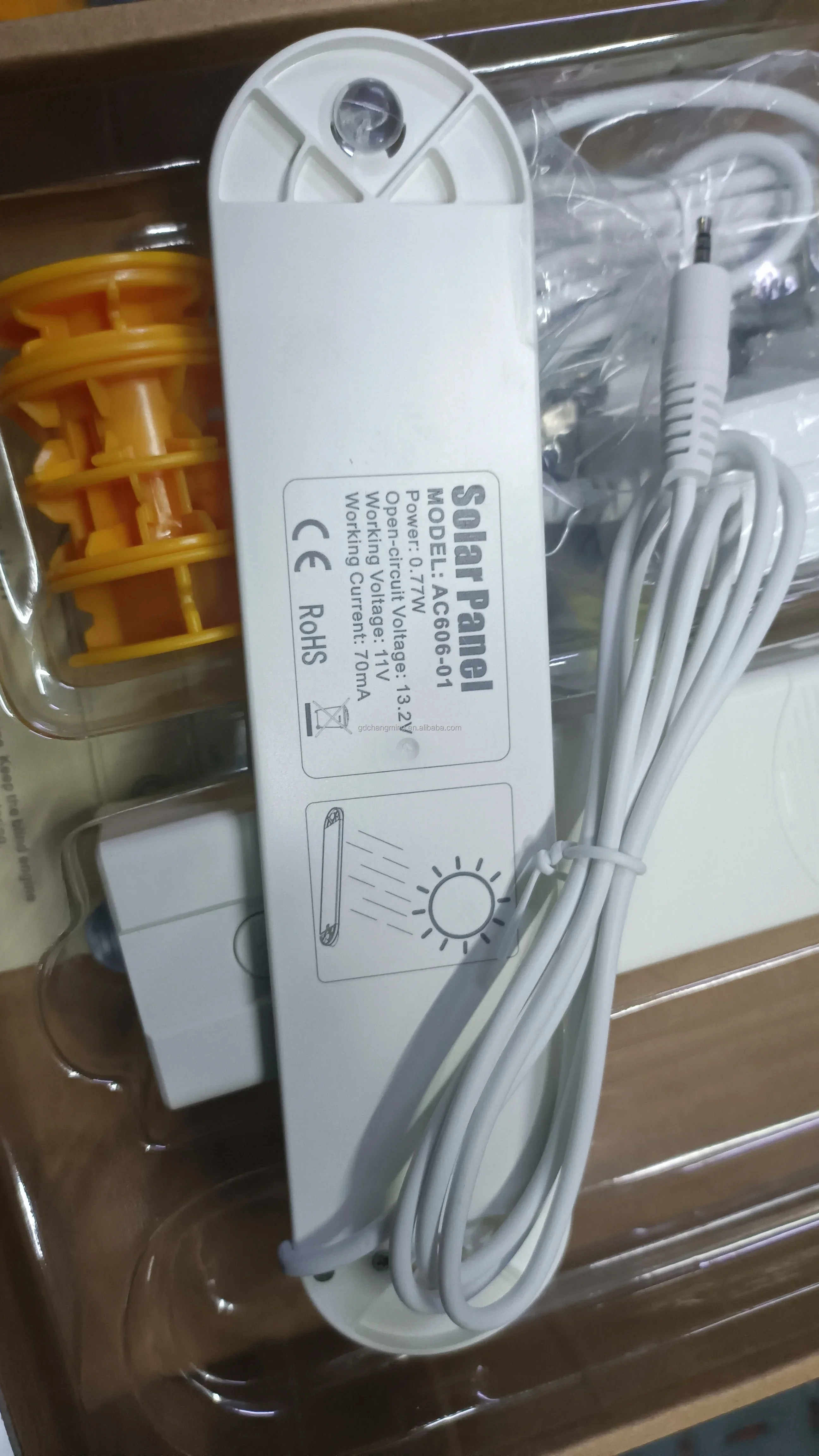 Electrical Curtain Motor With Tuya Chip Zigbee Solar Panel Tuya Smart Home AM43 Blind Curtain Chain Motor