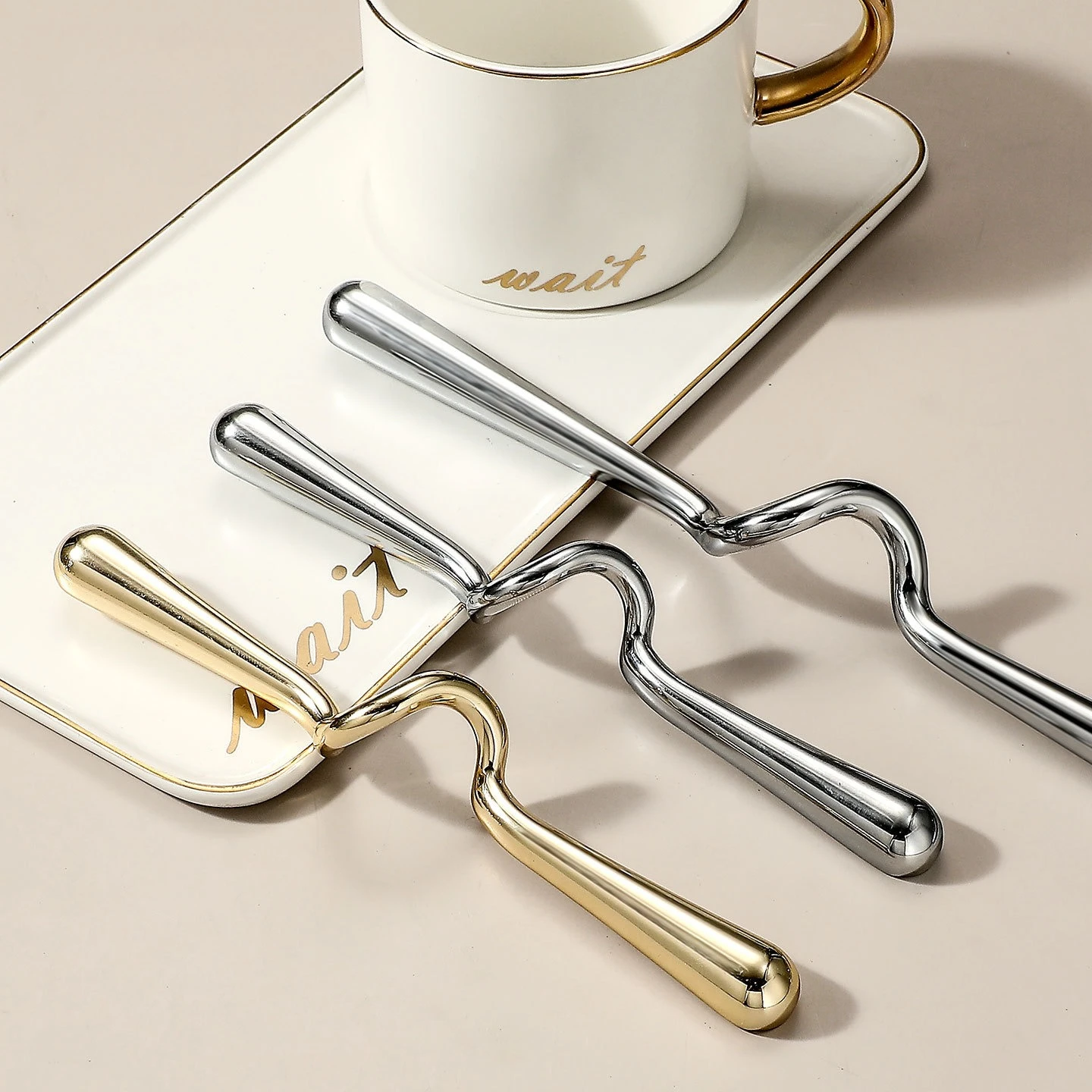 home French Retro Light Luxury Wave Cabinet Pull Handle, K‑Gold Silver Furniture Knob for Kitchen Cabinet Wardrobe Drawer