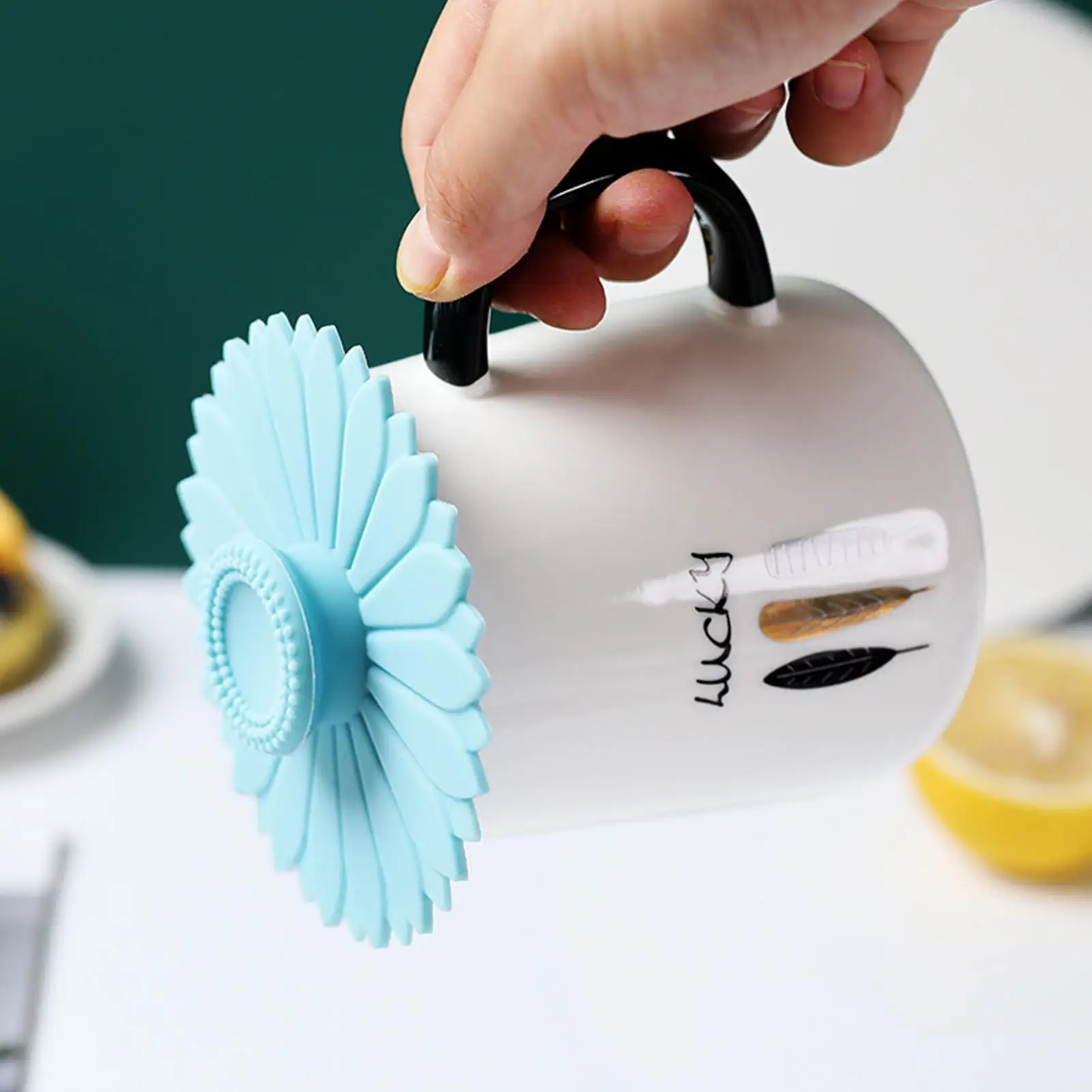 1pc Silicone Drink Cup Lids Creative Round Flower Mug Cover Reusable Anti Dust Cup Covers Coffee Mug Lid