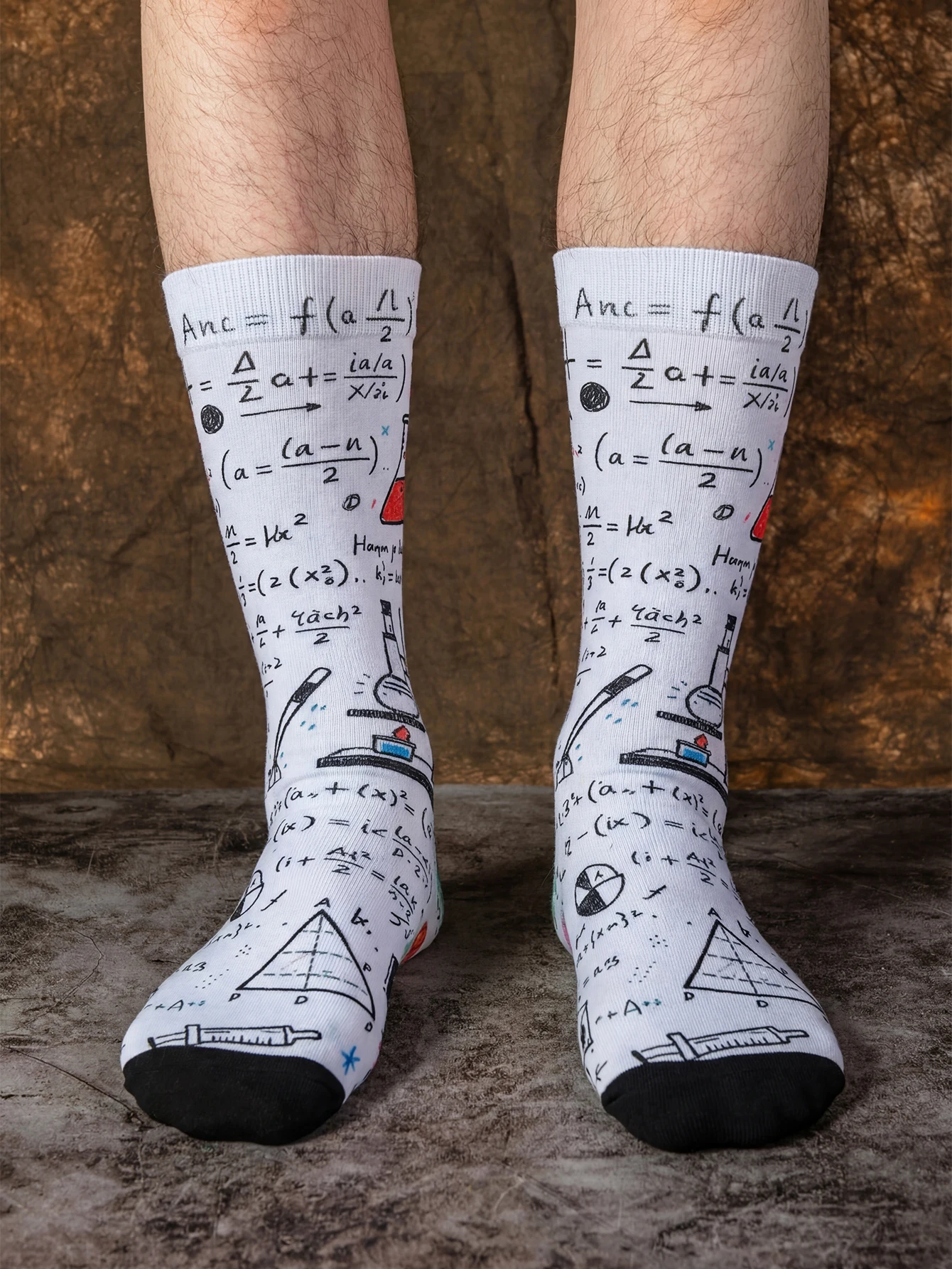 1 Pair of Mid-Calf Socks with Trendy Science Knowledge Graffiti Patterns, Men's Mid-Calf Socks, Novel and Interesting, Summer Fashion Accessory