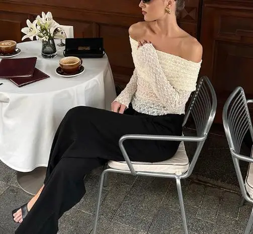 2026 Spring New Pure Desire Style One Shoulder Top Women's Design Sense Long Sleeve Slimming Jacquard Knitted T-Shirt