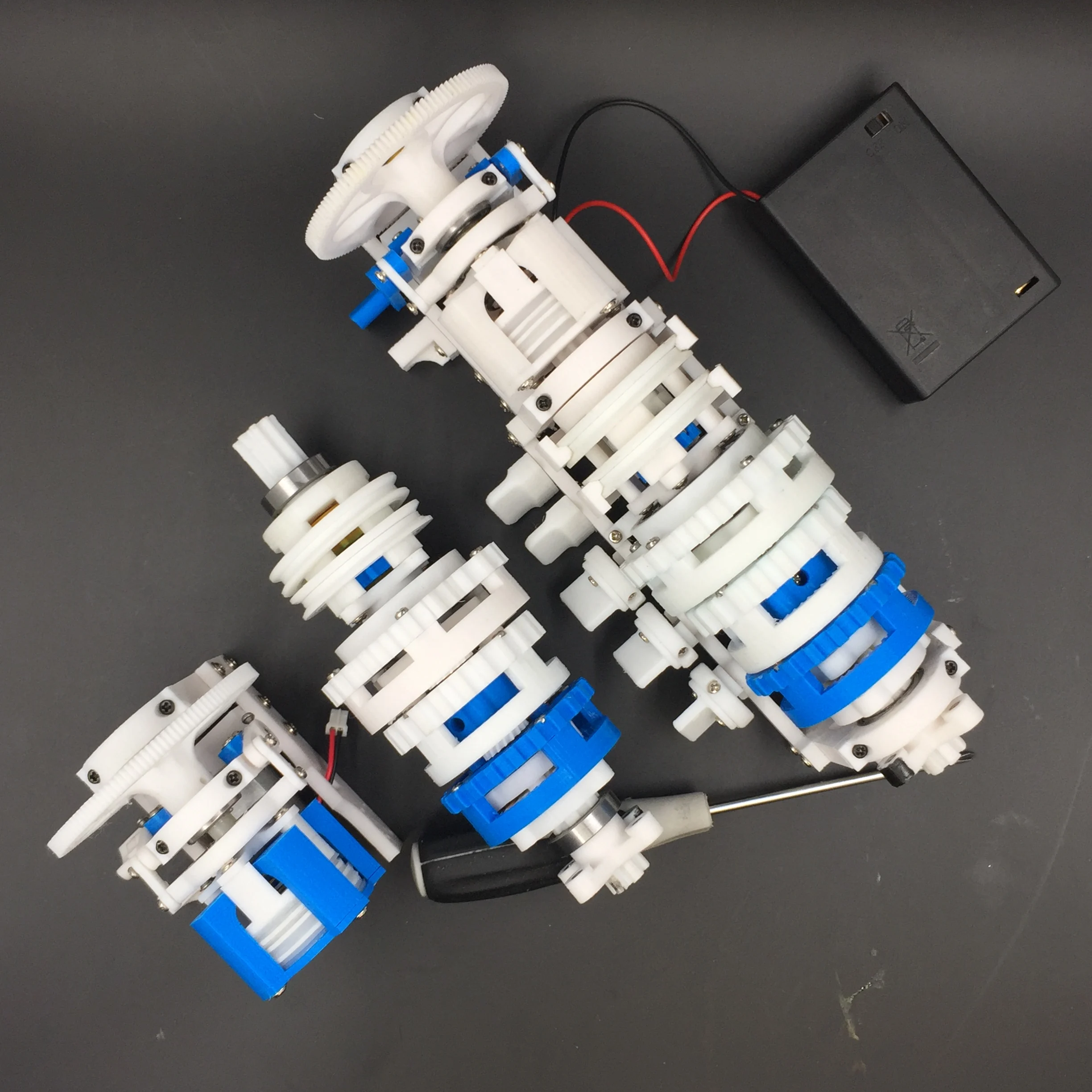 Automobile 6AT gearbox planetary gear set model can demonstrate 6 plus R gear and multi-plate clutch