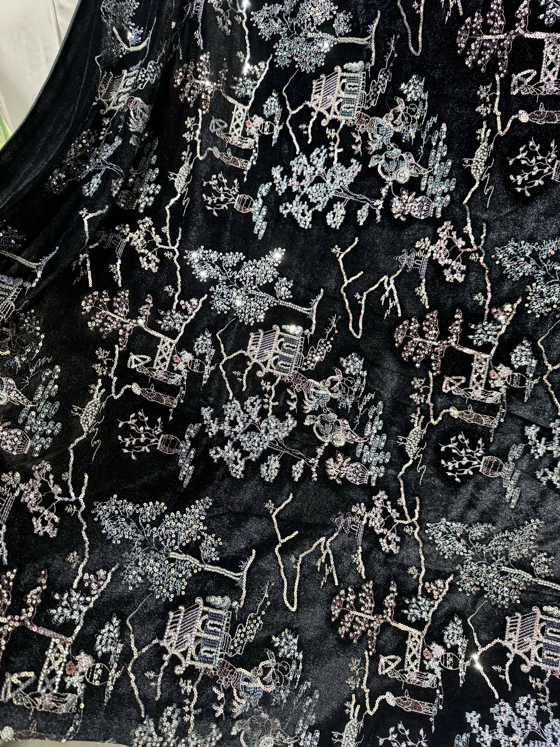 高定シリーズ グリーンスタイル パビリオン 精緻な刺繍 ベルベット生地 中国風生地 縫製チャイナドレス イブニングドレス