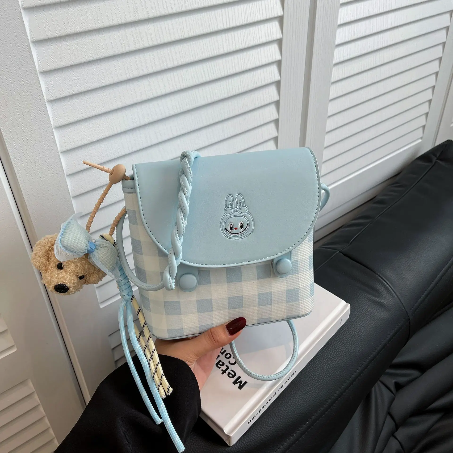 

Versatile 2025 Evening Shoulder Bucket Bag for Women Minimalist Crossbody Handheld Purse Fashionable Handbag