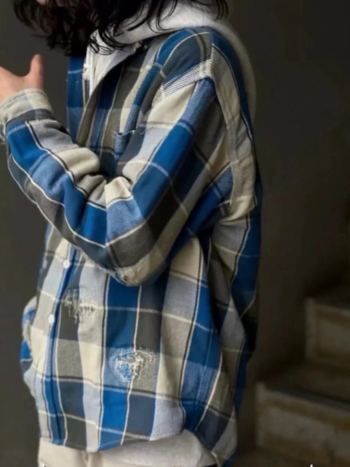 

Ретро-японская уличная мужская рубашка-куртка оверсайз в клетку, с эффектом потертости, свободного кроя, весенняя, молодежная, модная