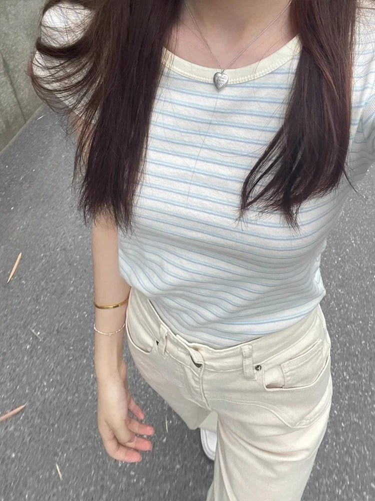 

Синяя футболка в белую полоску Slim Fit с коротким рукавом, женская летняя новинка, корейская версия, шикарный, милый и дерзкий топ GIMA