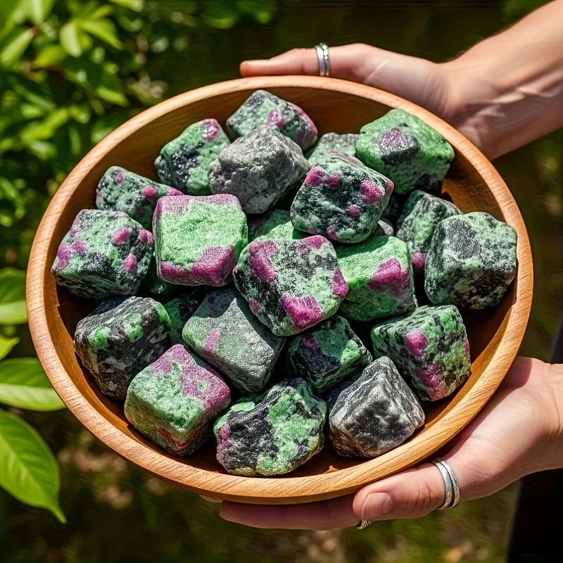 عينة من الحجر الخام روبي زيوليت - معدني كريستال روبي-أخضر، أحجار كريمة بوهيمية، مناسبة للديكور المنزلي، ديكورات العطلات #3