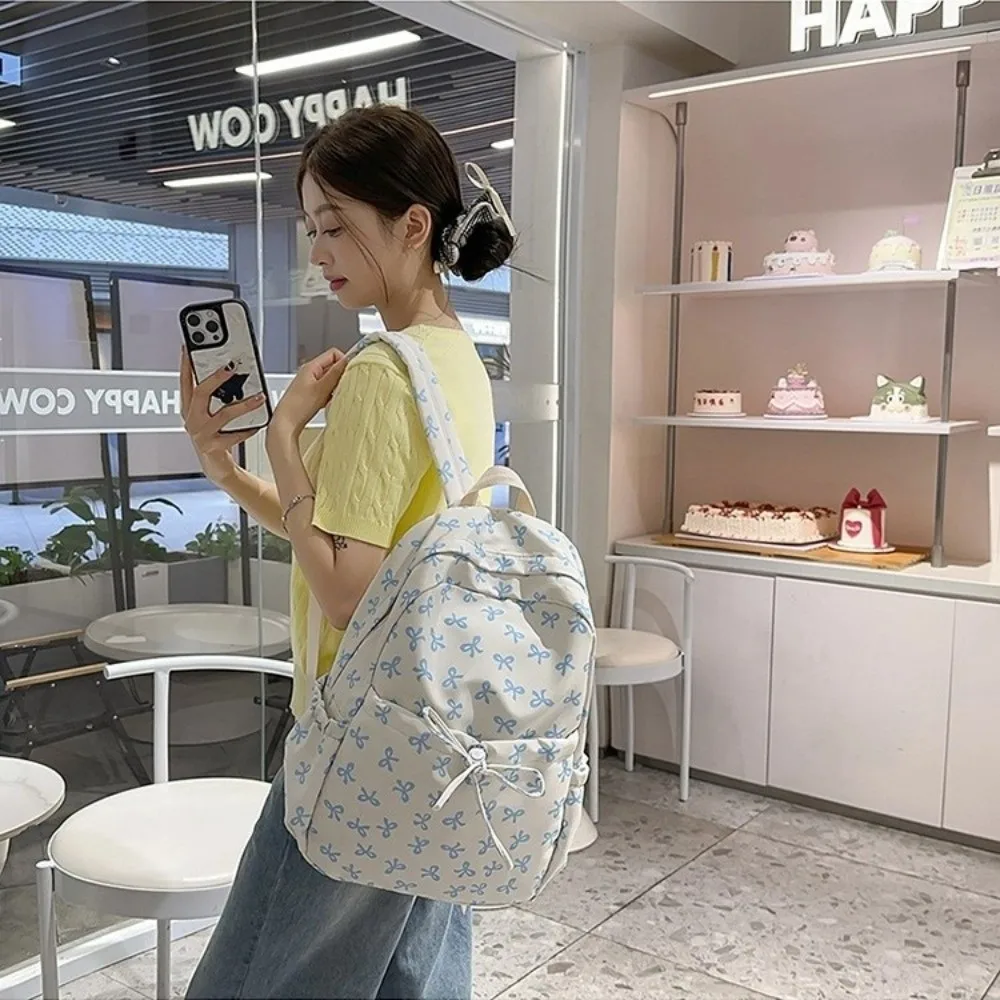 

Fashion Multi-Pocket Bow Shaped Backpack Large Capacity Adjustable Straps Travel Backpack Students Backpack Outdoor