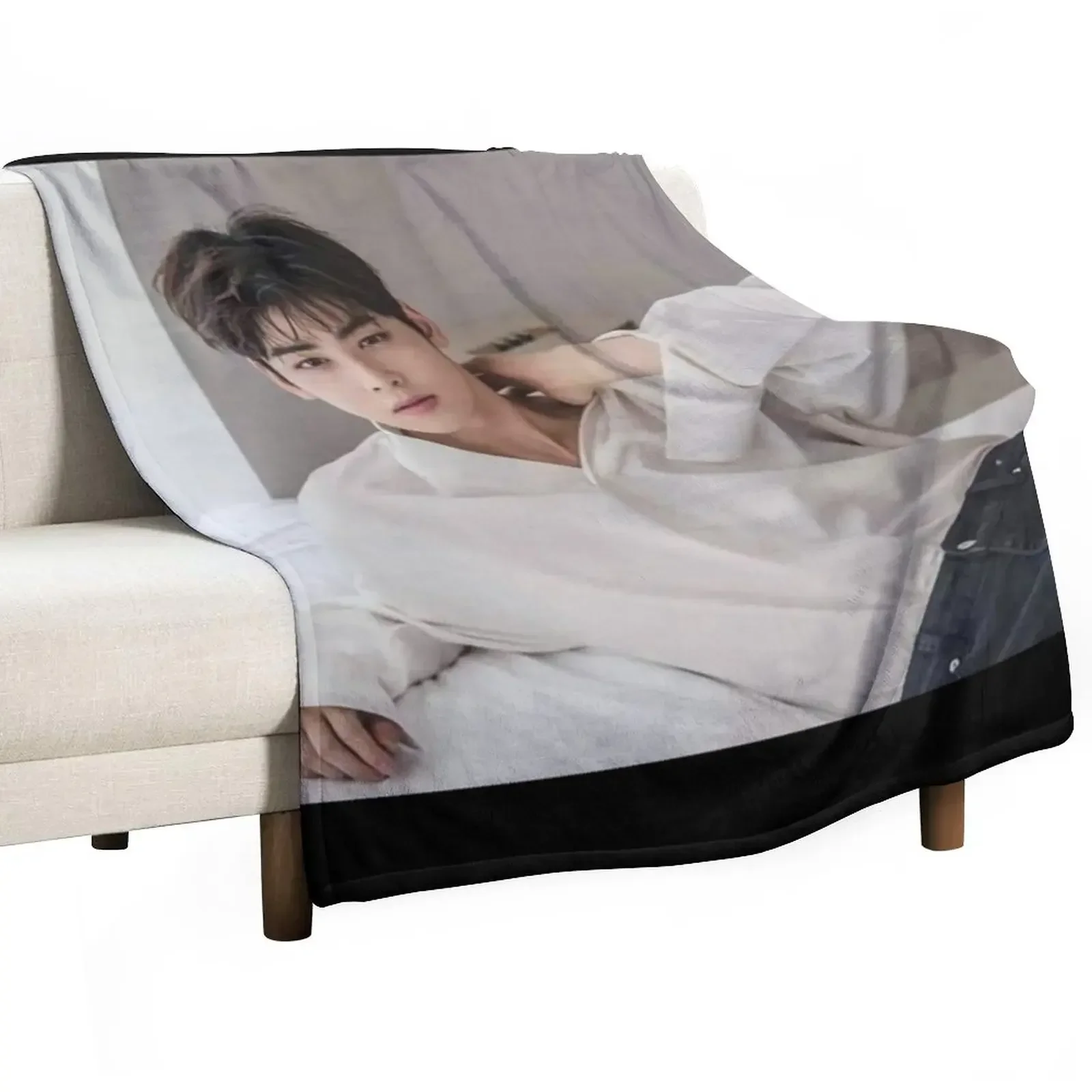 Cha Eunwoo- True beauty Throw Blanket Cute Plaid Sofa Quilt Polar Blankets