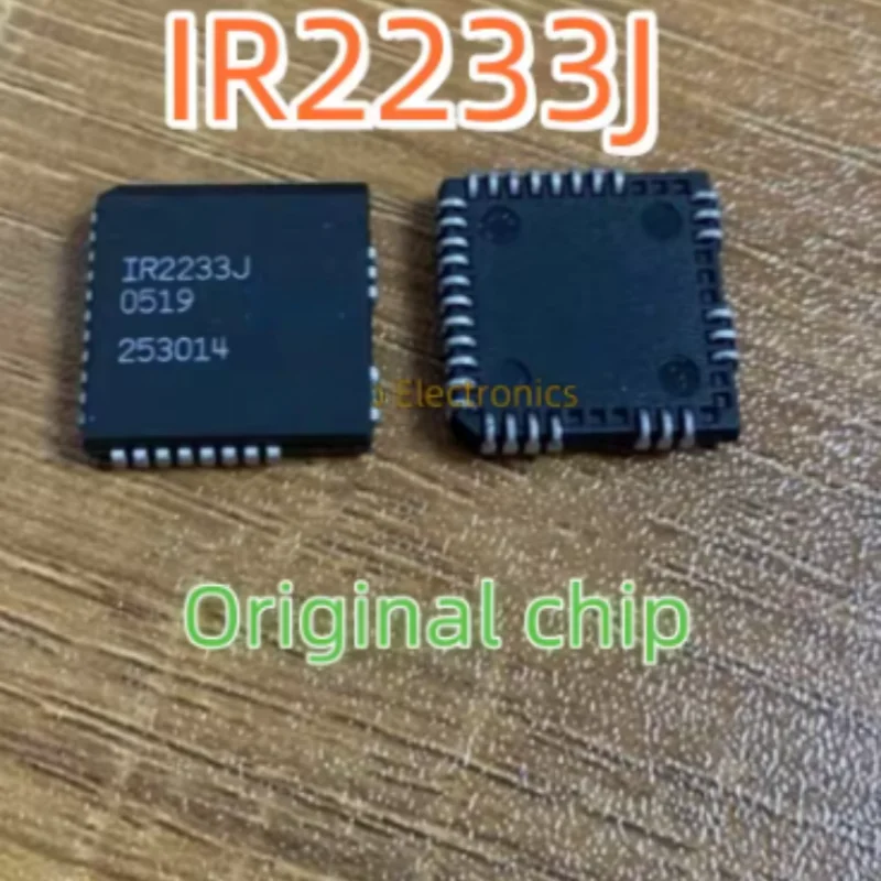 5PCS/LOT IR2133J IR2136J IR2233J IR2133 IR2136 IR2233 PLCC-32 Phase Bridge Driver Chip