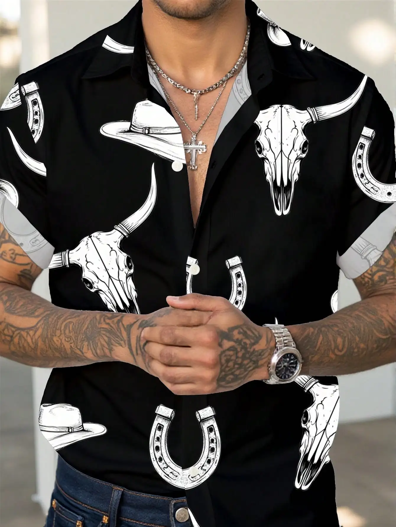 

Black Western-Style Casual Shirt with Bull Skull and Horseshoe Print