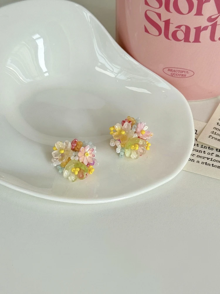 Orecchini a bottone con fiori carini e dolci orecchini primaverili ed estivi super fata piccoli orecchini freschi aghi in argento 925