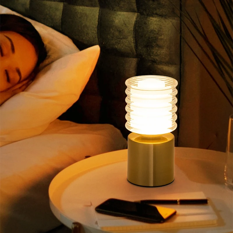 

Pop Беспроводная портативная светодиодная настольная лампа Перезаряжаемая дизайнерская магнитная настольная лампа с сенсорным датчиком Трехуровневая регулировка яркости для спальни L