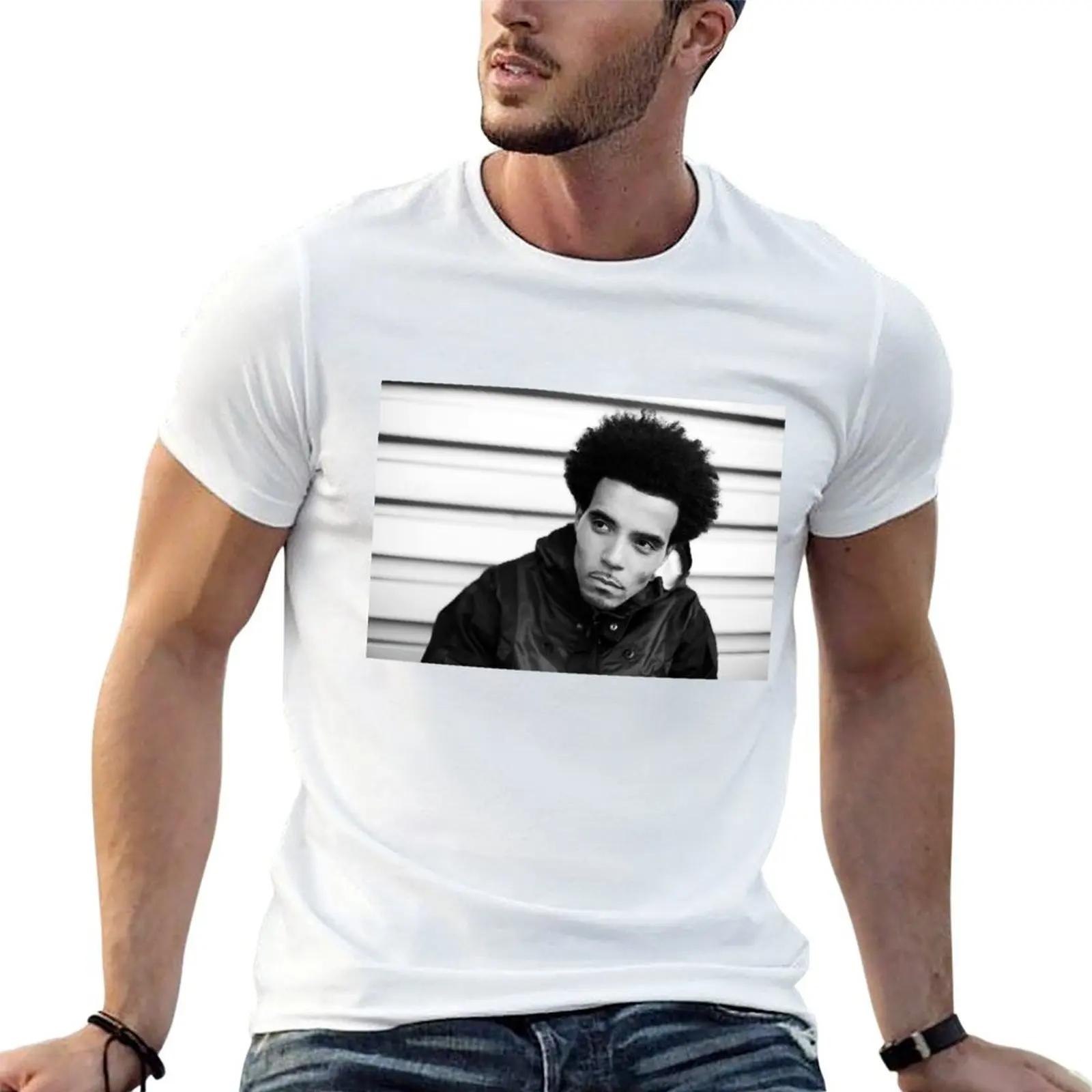 

Akala Black and White T-Shirt essential t shirt animal prinfor boys mens graphic t-shirts funny