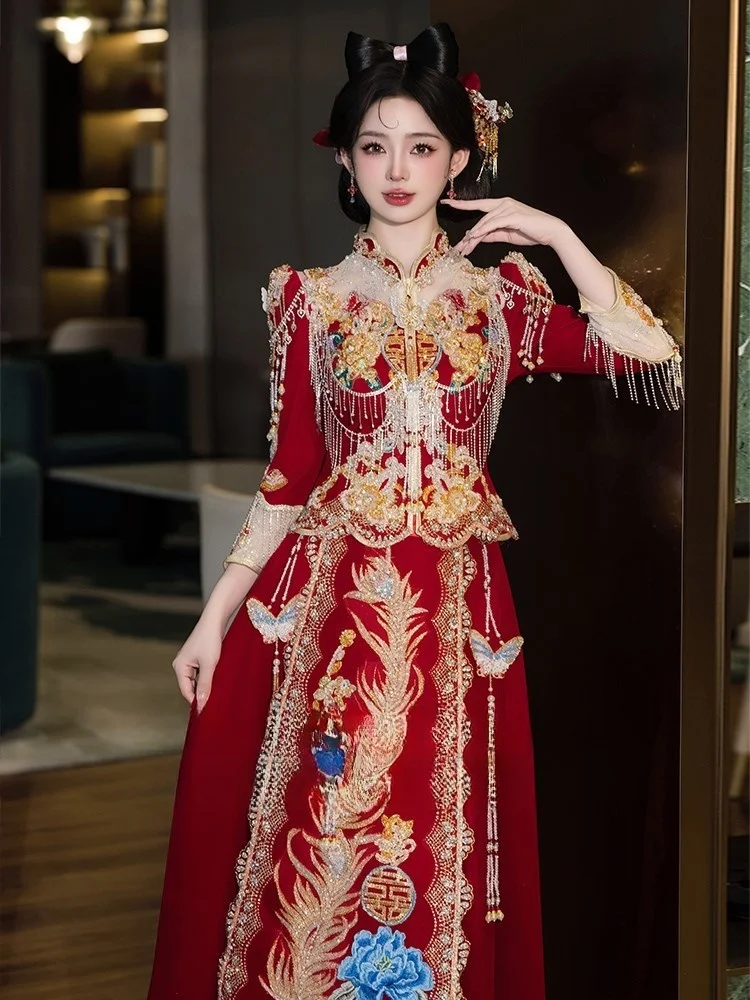 

New luxurious dragon and phoenix Chinese-style crown red wedding dress