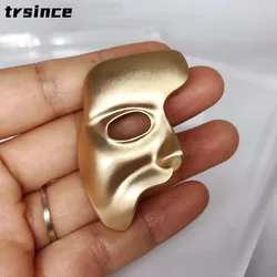 Woman's Brooch Pins Vintage Matted Golden Color Mask Human Face Ladies Pins for Coat Hat Scarf Jewelry Accessories