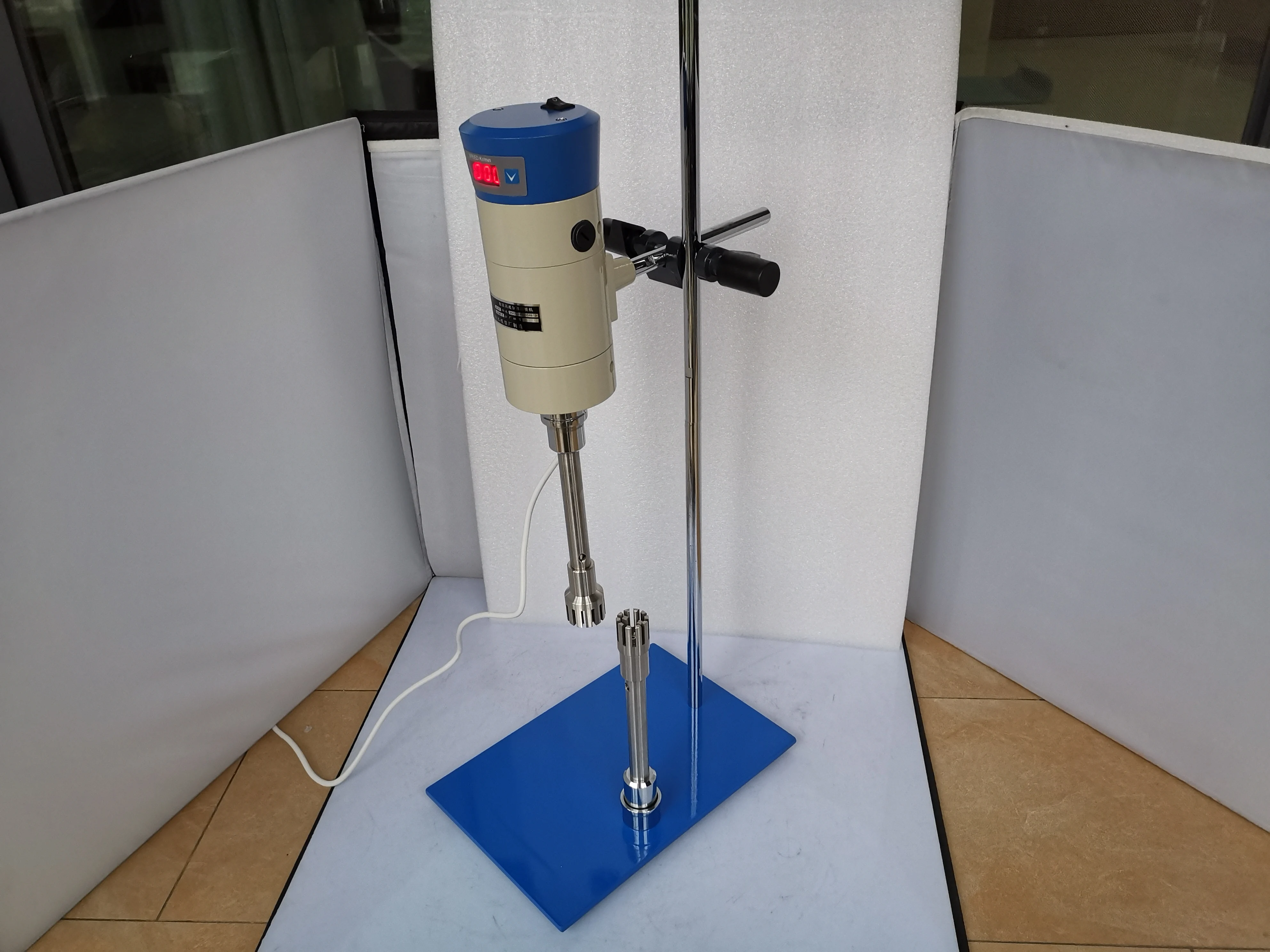 FJ300-SH laboratory digital high-speed dispersion homogenizer cream Emulsification 500-7000 ml