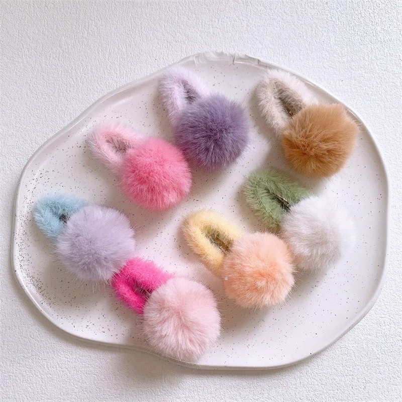 1Pcs Cute Pompom Hairpin For Girls Winter Small Hair Clip Baby Side Clips Kids Kawaii Hairclip Ball Ornament Hair Accessories